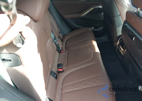 2024 BMW X6 xDrive40I z USA, uszkodzony, nr VIN 5UX33EX06R9S60112